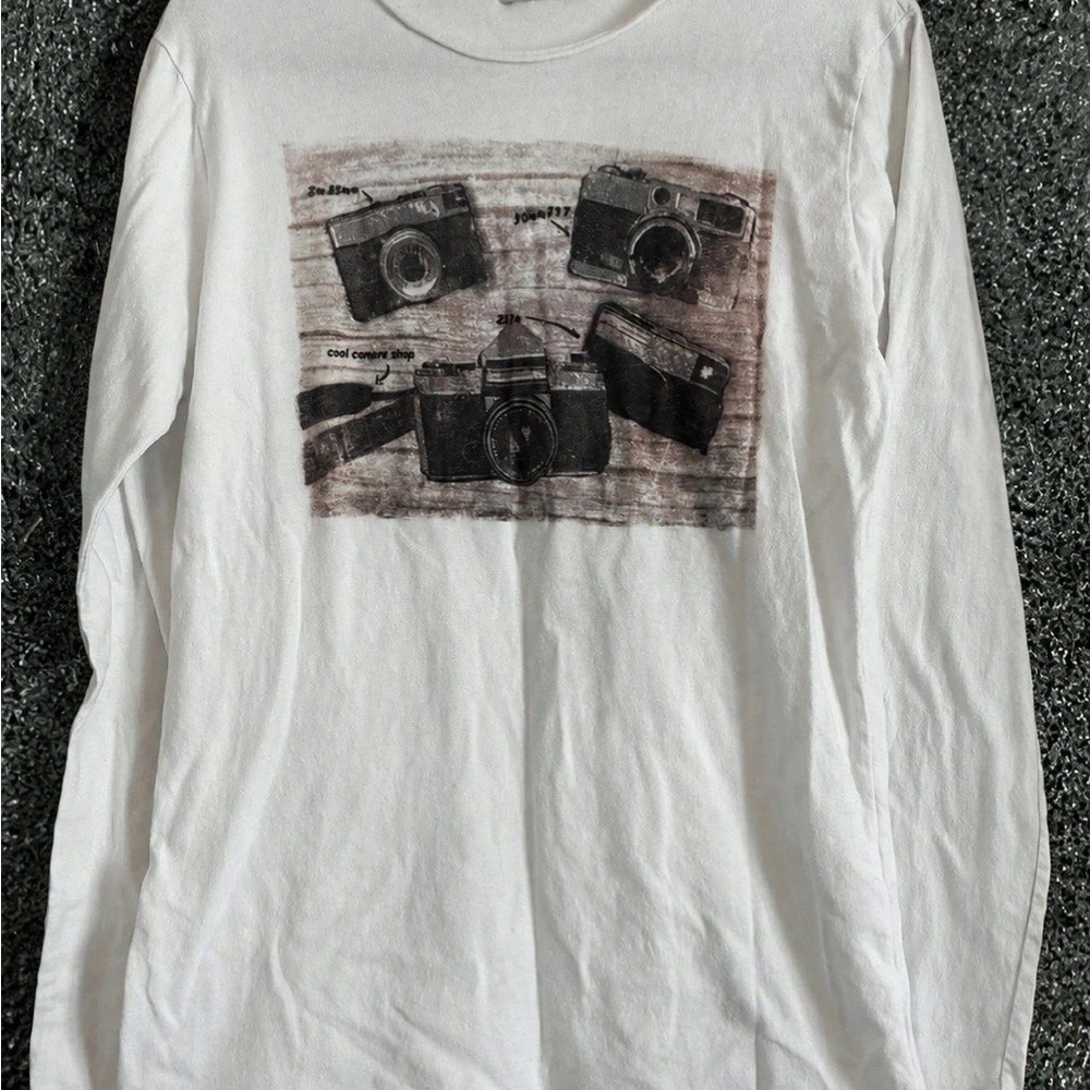 White Camera Graphic Long Sleeve Shirt - Unbranded